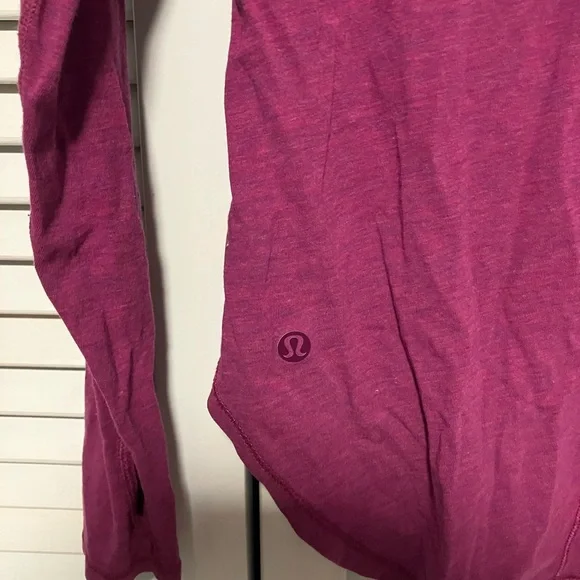 Lululemon Long Sleeve Top - Picture 5 of 5